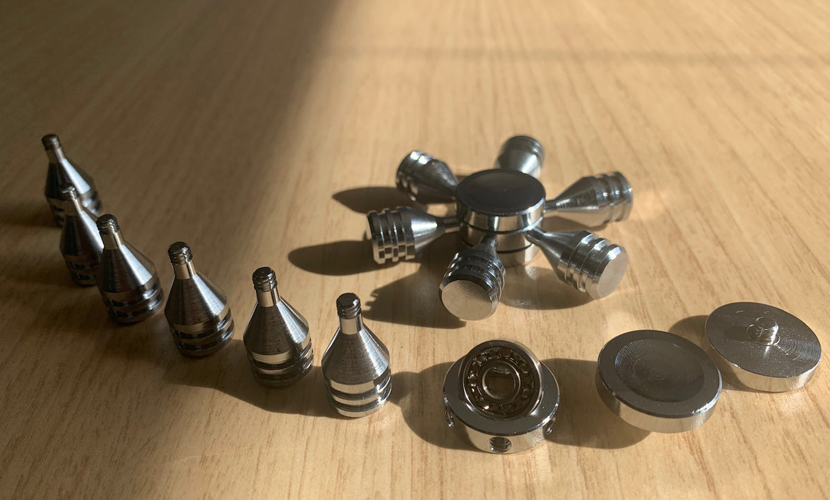 玩具 – DAIKI Brass Designs
